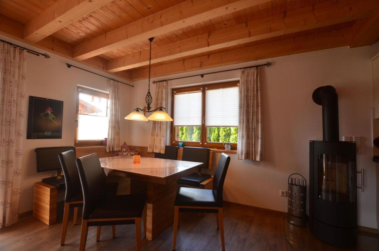 Feriendorf Via Claudia Haus 53 Alpenrose Лехбрук Экстерьер фото